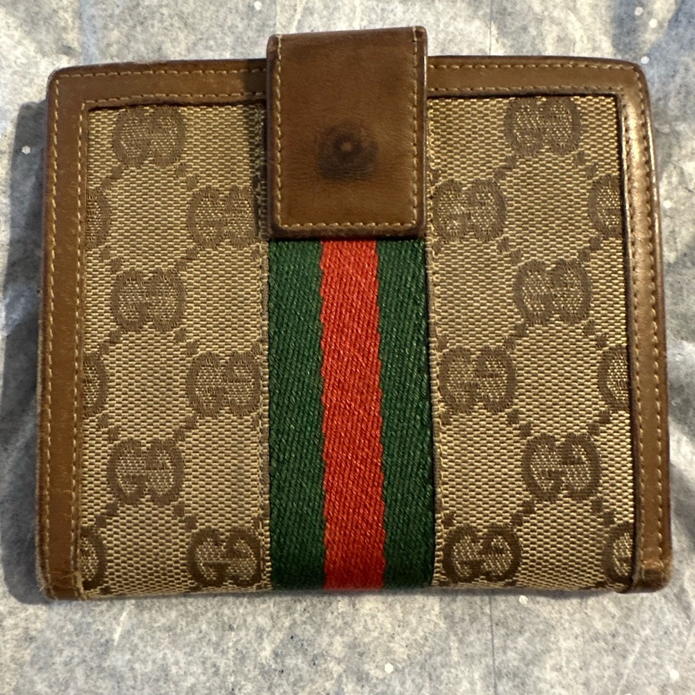 PROJECT PIECE: Classic Gucci Brown Sherryline Wallet
